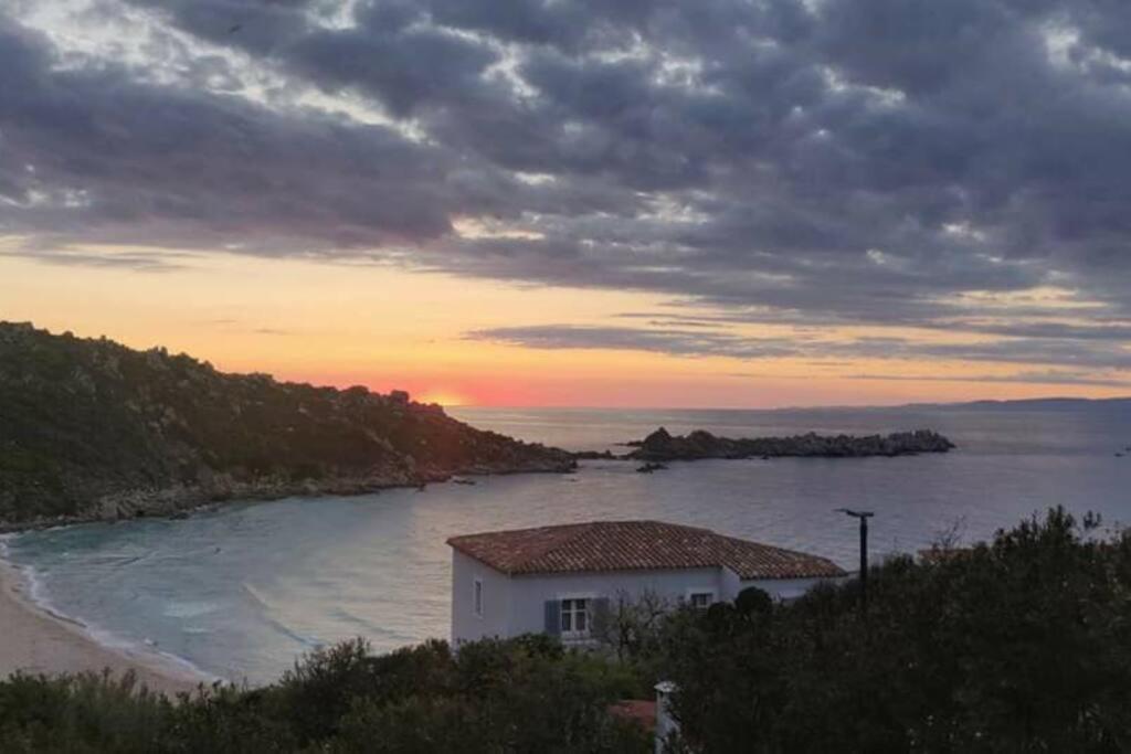 Case Vacanze A Santa Teresa Di Gallura Экстерьер фото